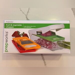 PrepWorks fruit and vegetable chopper & slicer